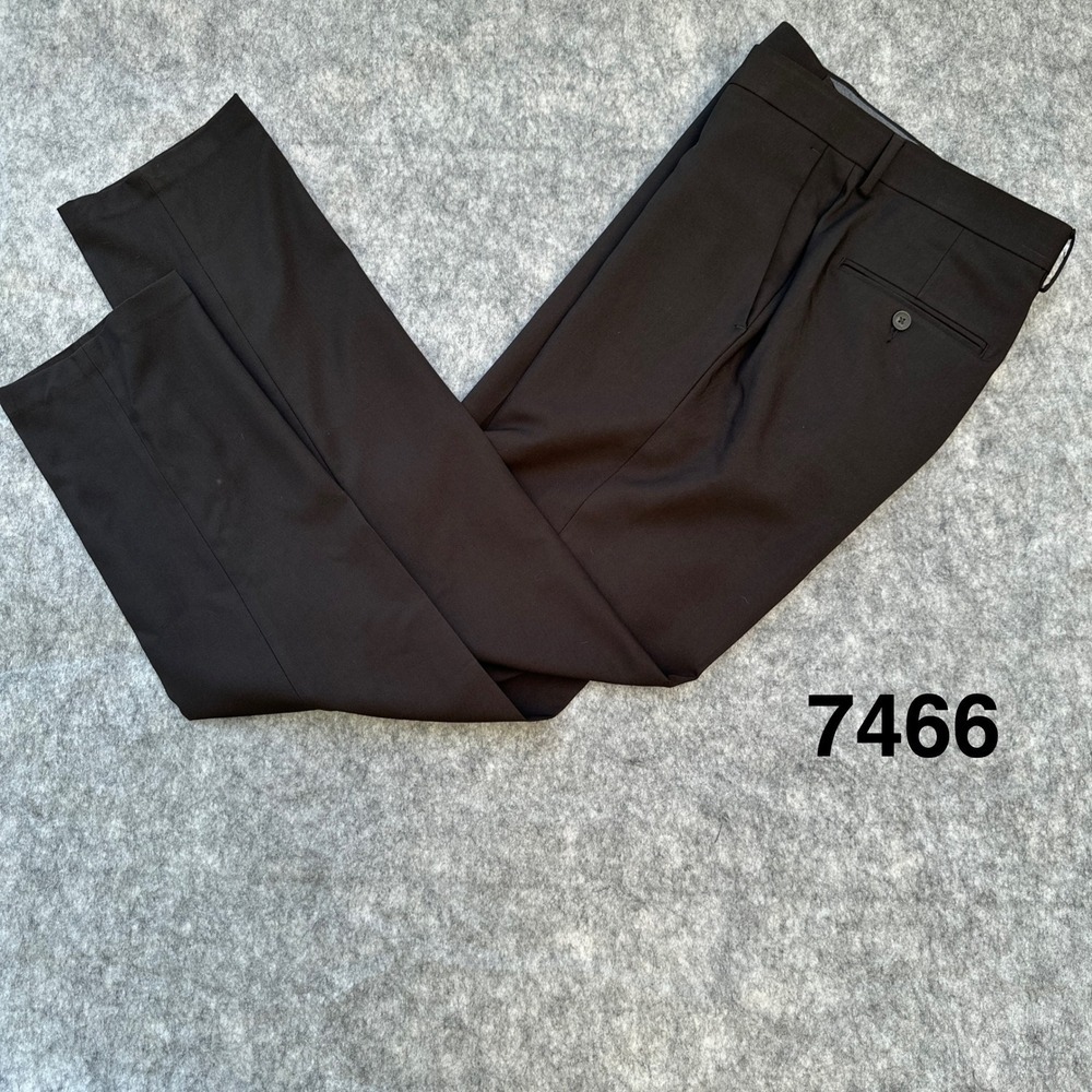 Haggar Mens Premium Comfort Slim Fit Dress Pants Black 32x32 Flat Front Trousers